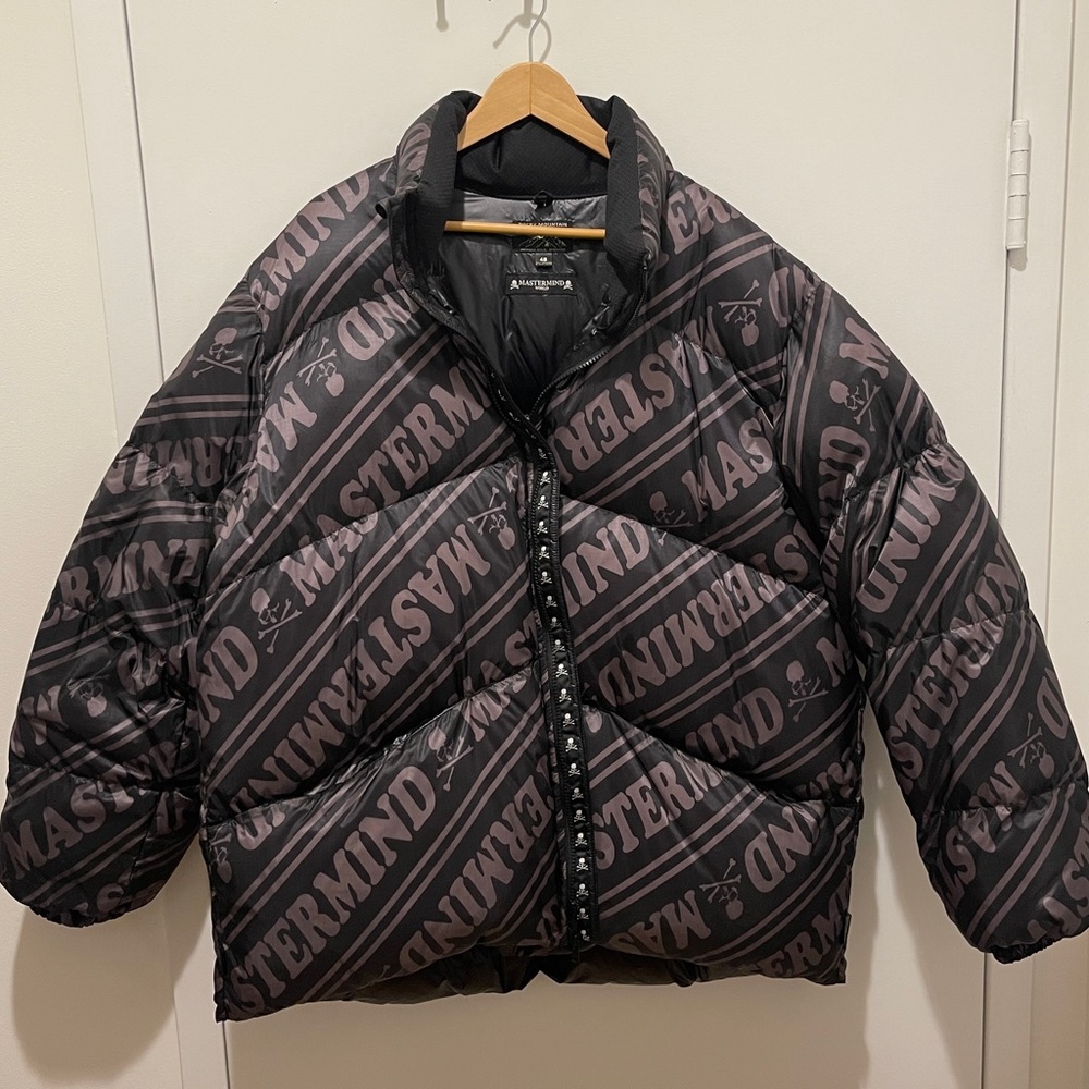 mastermind WORLD x Rocky Mountain Featherbed Co. Edition Down Jacket